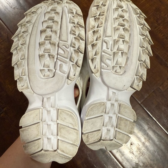 Fila White Sporty Sandals with Adjustable Straps - Picture 10 of 13